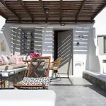 Mykonos Amazing Apartments 3